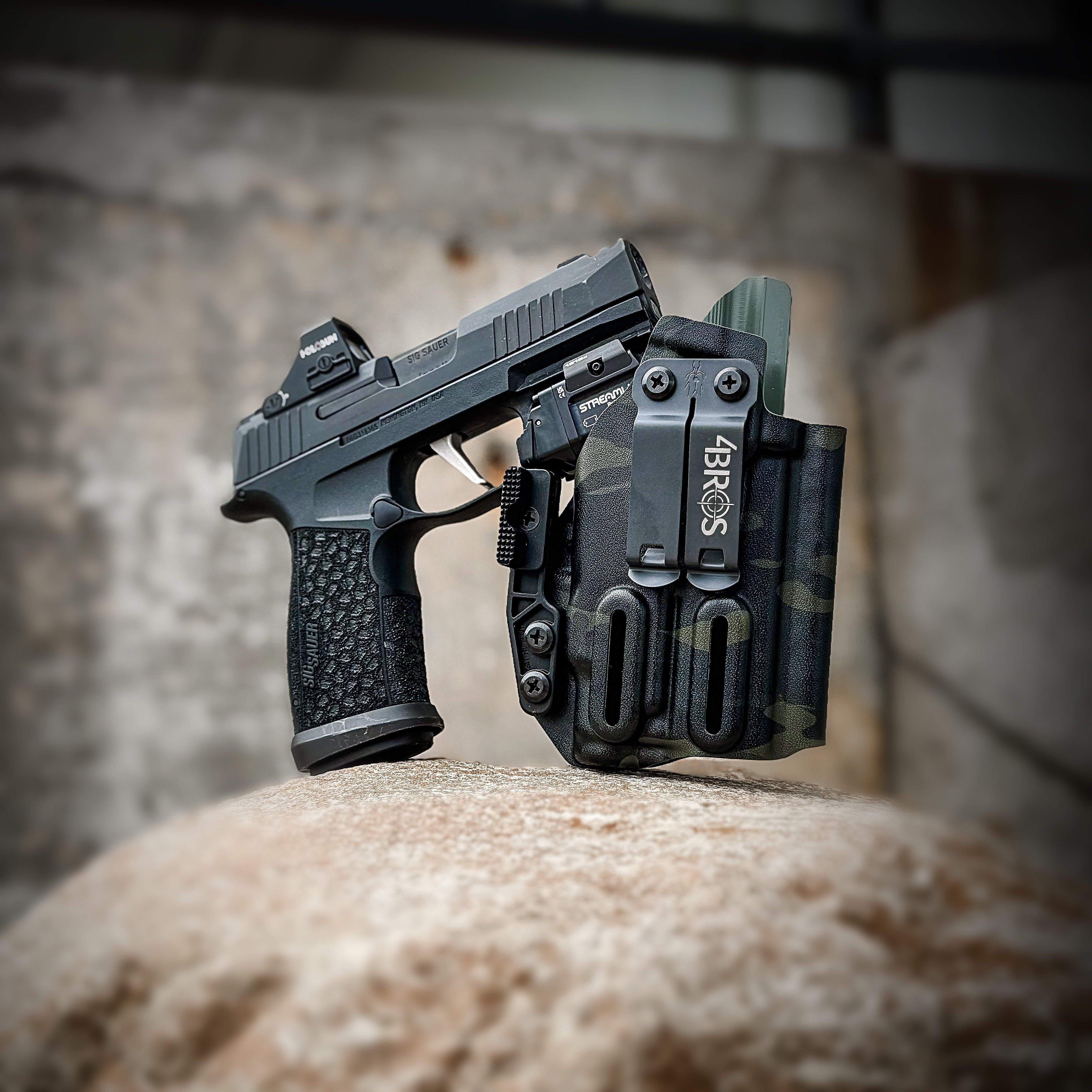 【実物】GBRS GROUP SIG X-MACROホルスター 実物】GBRS GROUP SIG X-MACROホルスター
