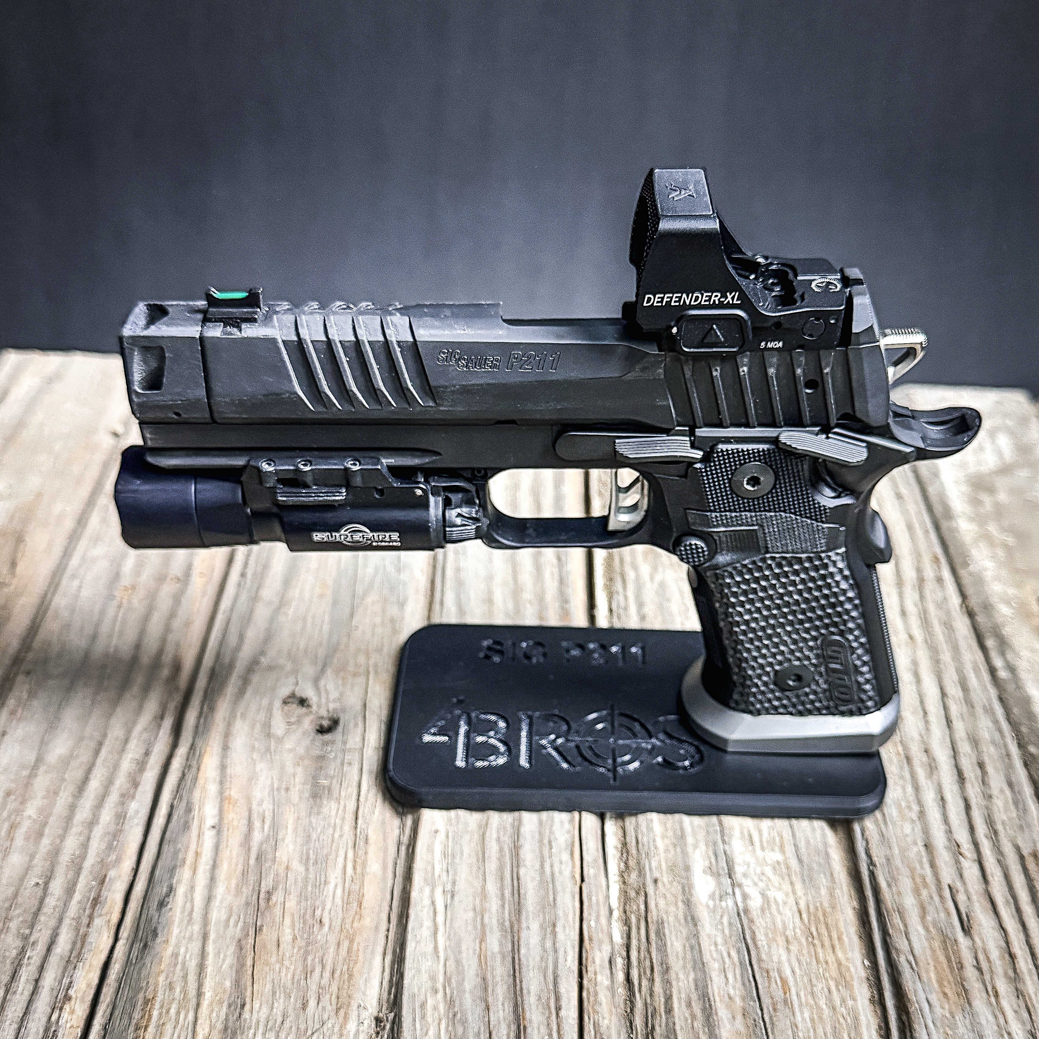 4Bros Sig Sauer P211 Pistol Stand – Four Brothers