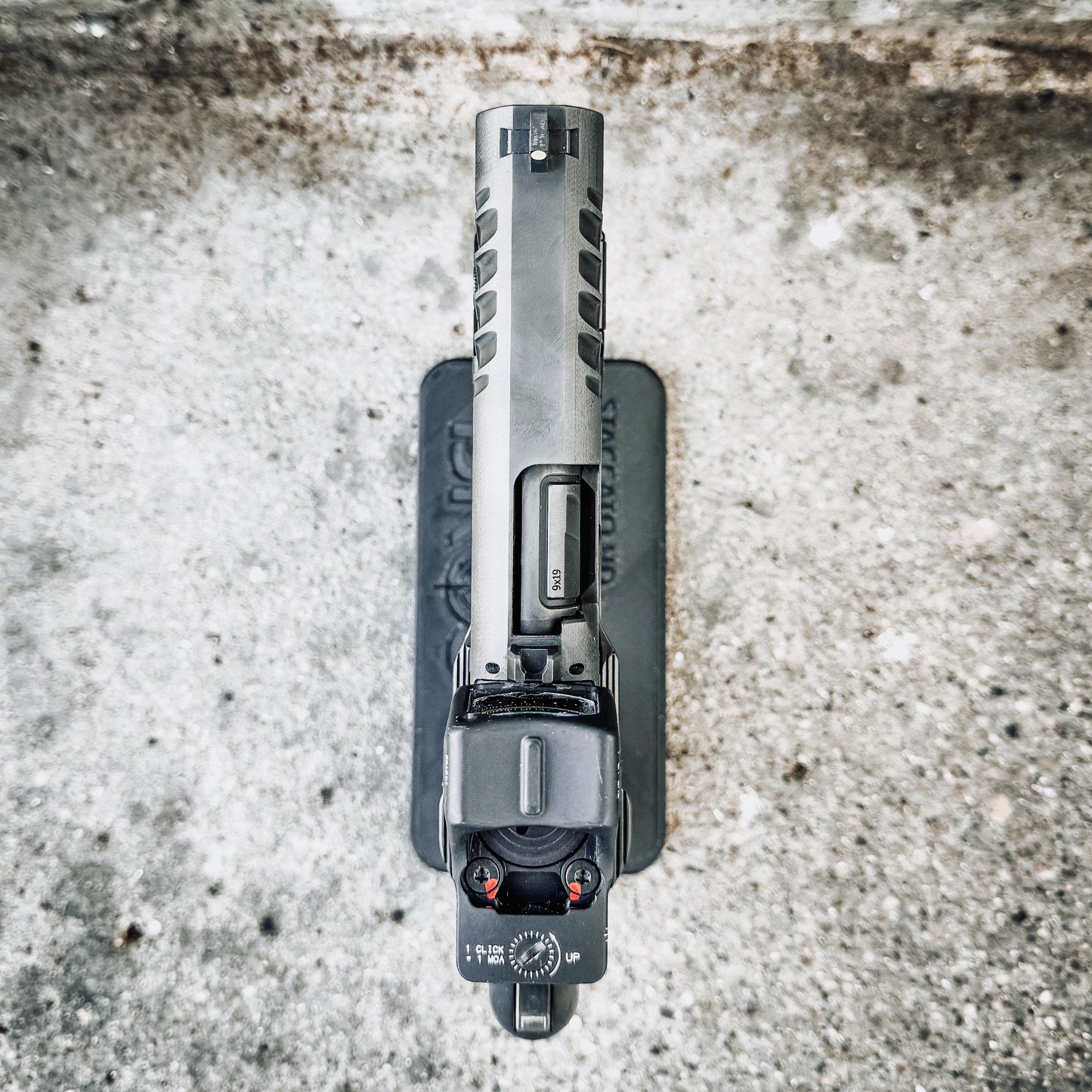 4Bros Staccato HD Series Pistol Stand