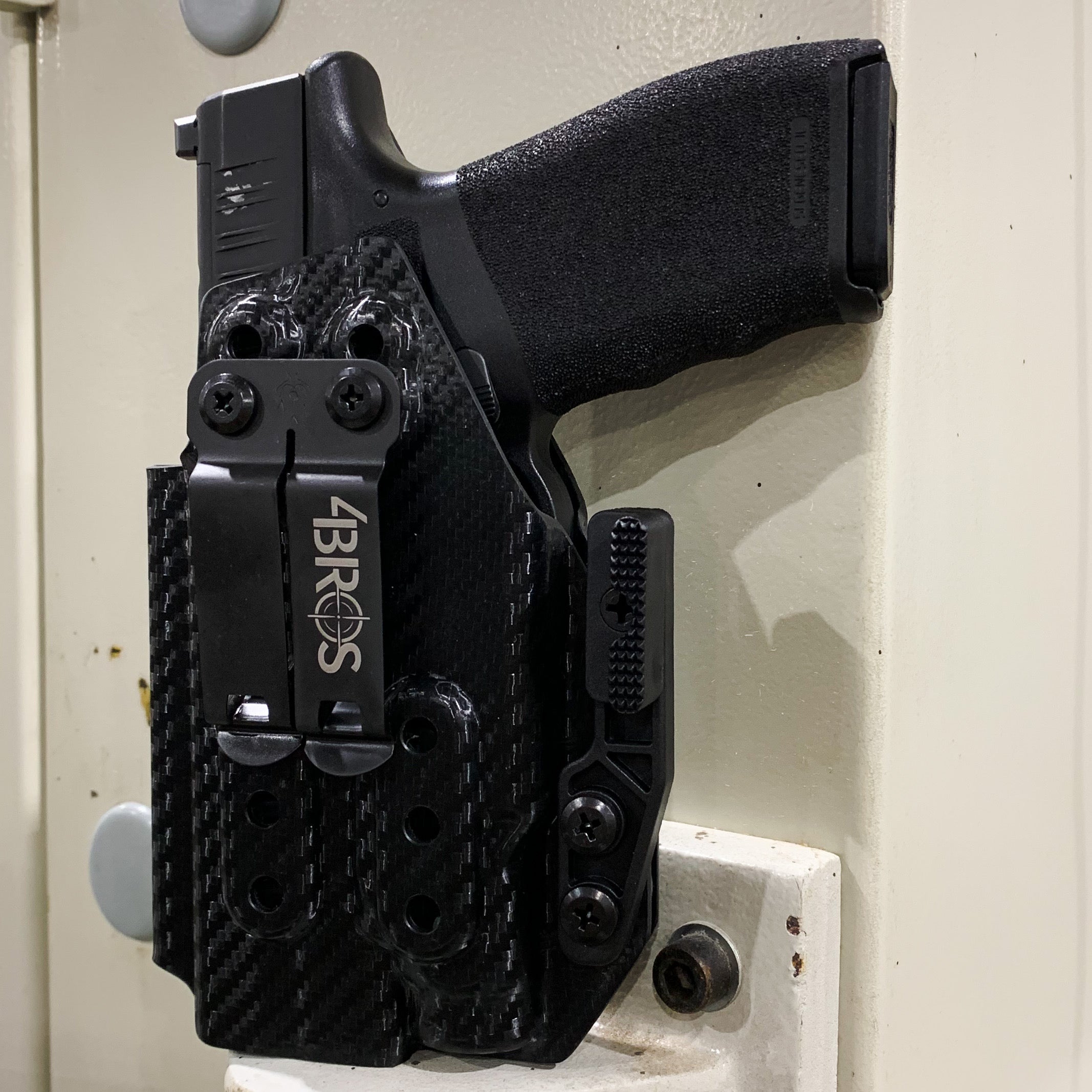Springfield Hellcat Pro with 1913 TLR-7 Sub IWB Holster
