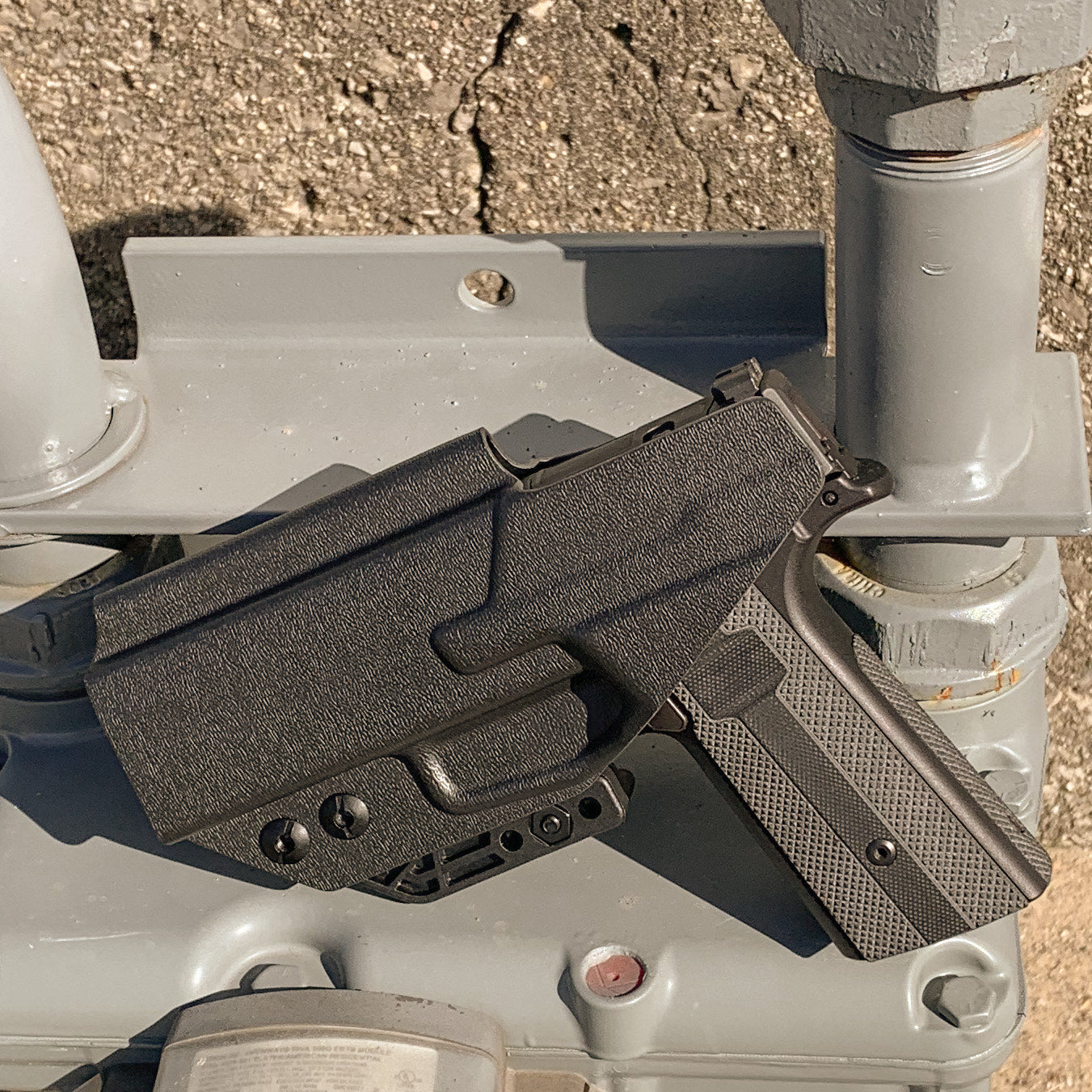 For the best IWB Inside Waistband holster for the Sig Sauer P365, P365XL, or P365-XMACRO Slide & Mischief Machine Grip Module, shop Four Brothers Holsters.