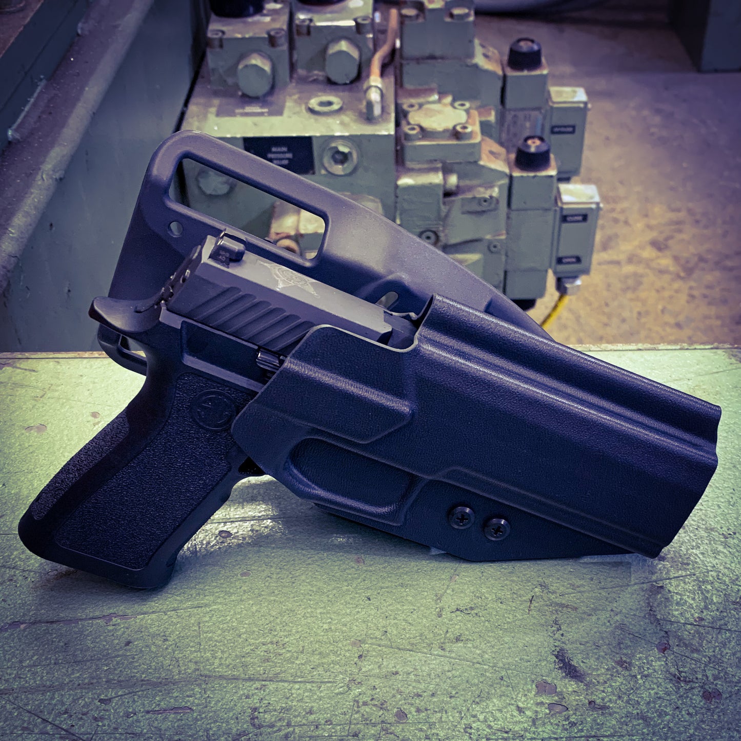 For the best, Outside Waistband OWB Sig P320 pistols with GoGuns USA Gas Pedal installed Duty & Competition Style Kydex Holster, shop Four Brothers Holsters.