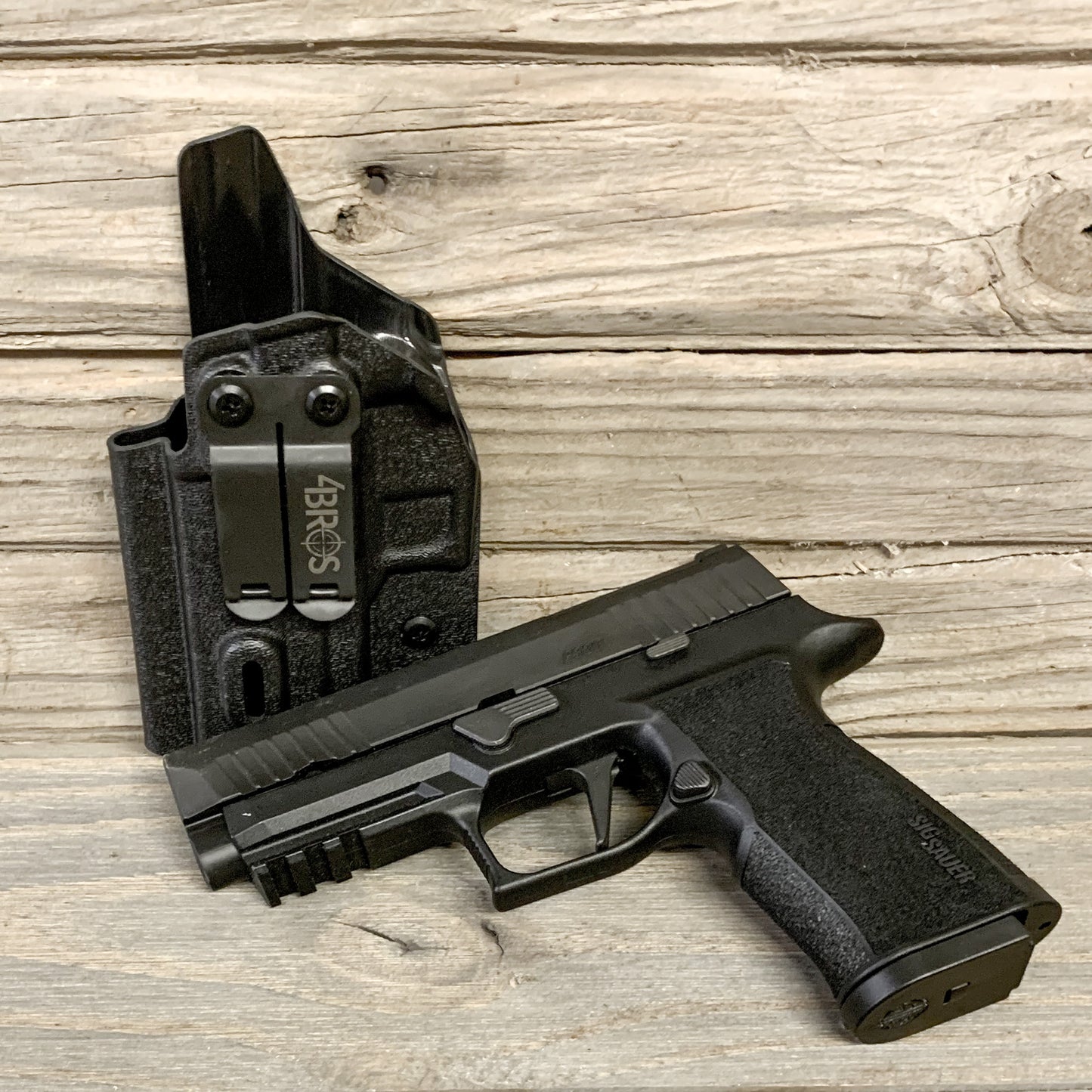For the best Inside Waistband AIWB IWB Kydex holster for the Sig Sauer P320-XTEN COMP 10MM, shop Four Brothers 4BROS Holsters. Proudly made in the USA.