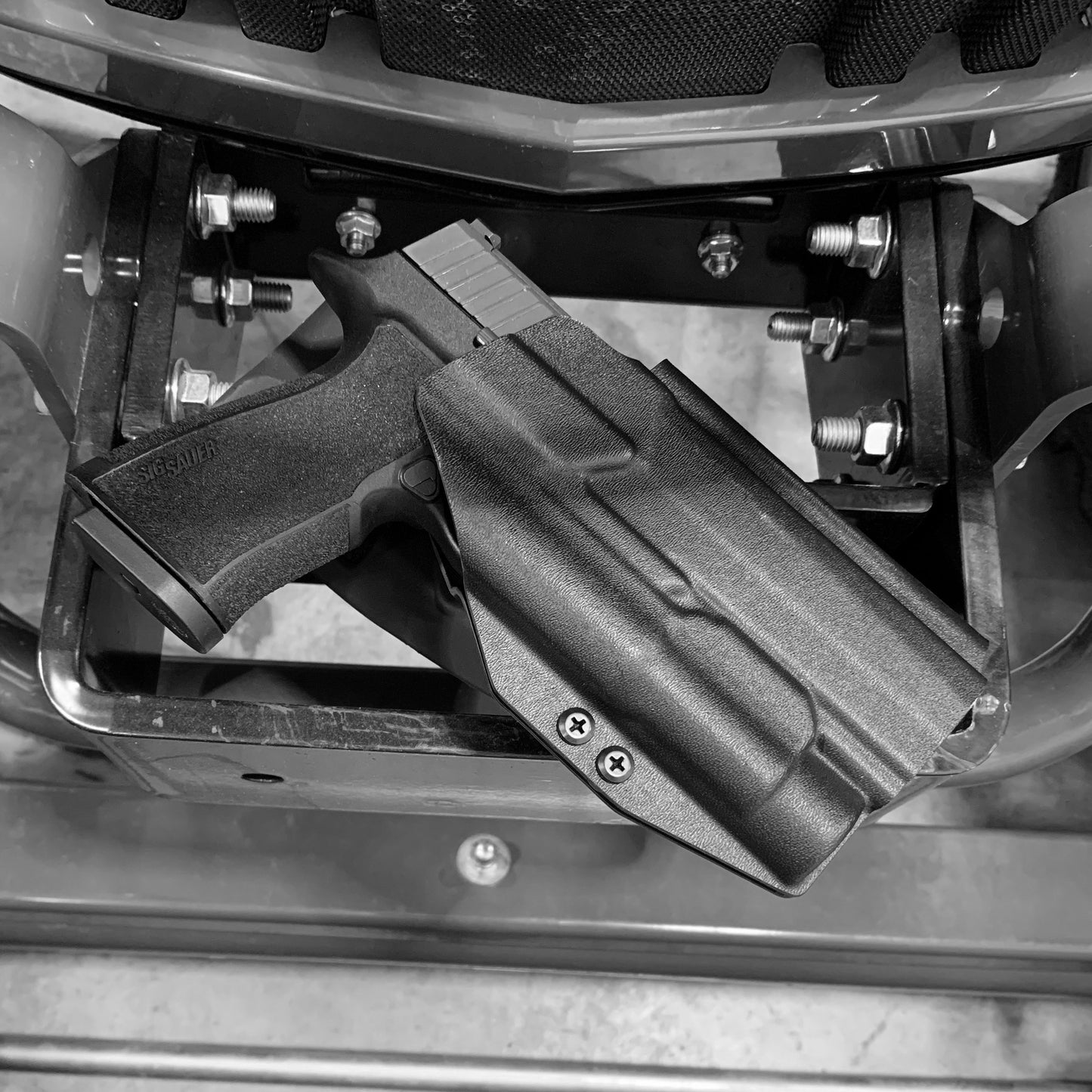 For the best Outside Waistband Sig Sauer 10MM P320-XTEN & Streamlight TLR-1, with GoGun USA Gas Pedal Duty & Competition Holster, shop Four Brothers Holsters.