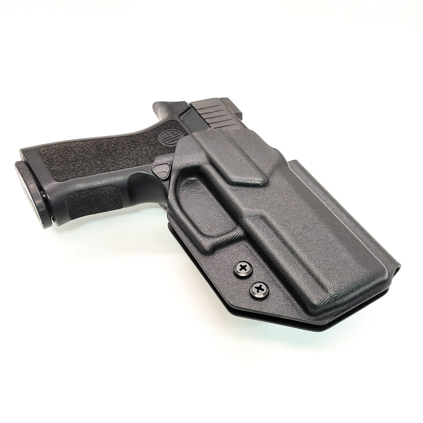 For the best OWB Outside Waistband Holster for the Sig Sauer P320 Carry, Compact, M18 pistols, and Wilson Combat Carry grip module, shop Four Brothers Holsters.