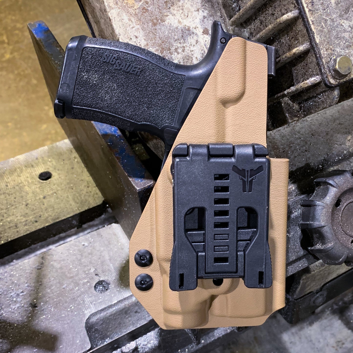 For the best OWB Outside Waistband Holster for the Sig Sauer P365XL pistol & Streamlight TLR-7 Sub light mounted to the handgun shop Four Brothers Holsters.