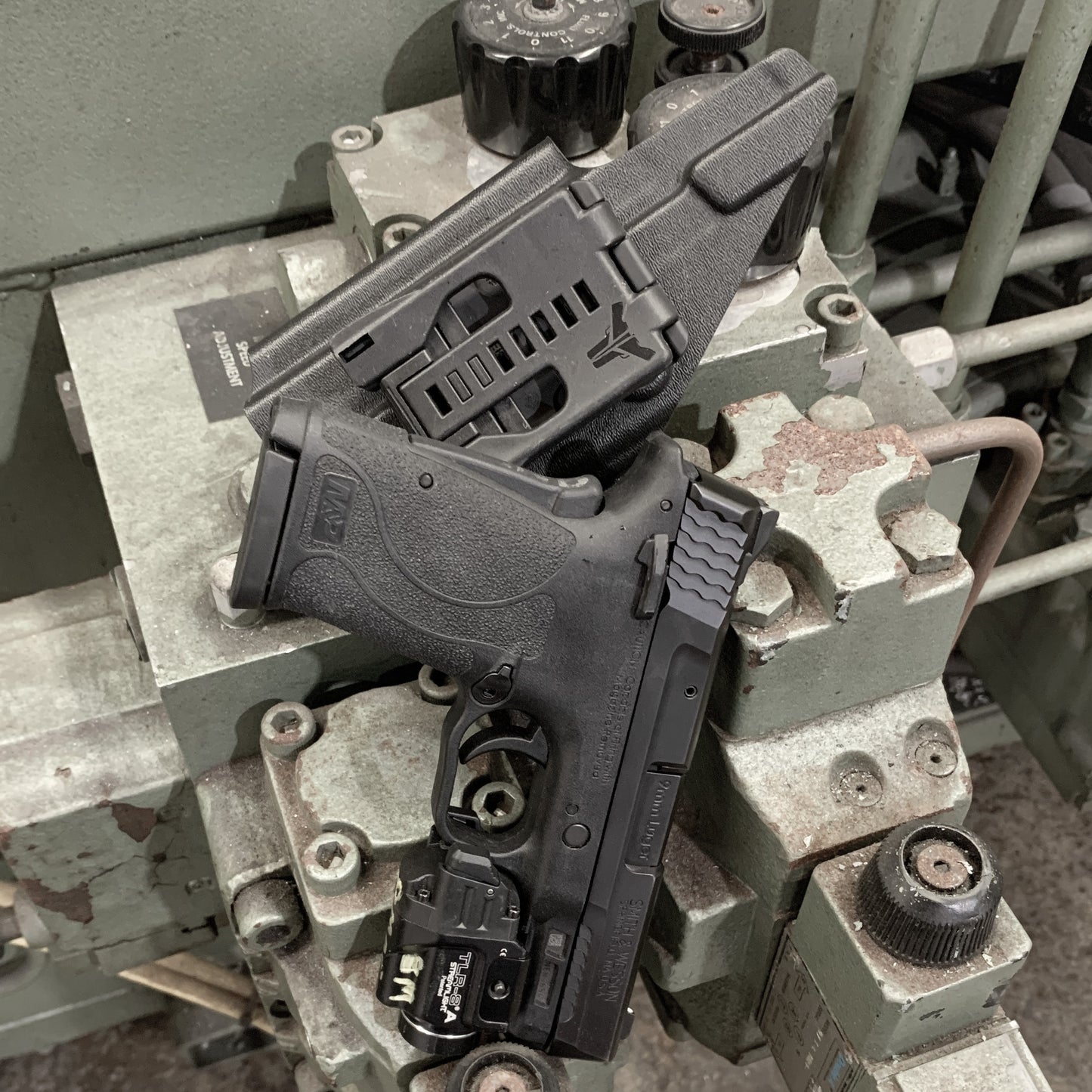 For the best Outside Waistband OWB KYDEX Holster for the Smith & Wesson M&P 9 Shield EZ with Streamlight TLR-8 or TLR-8A, shop Four Brothers 4BROS Holsters.