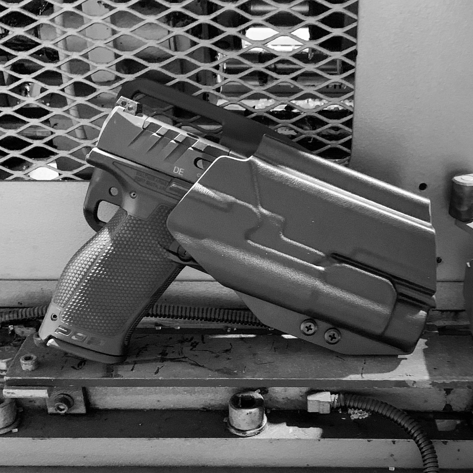 For the best OWB Walther PDP 4.5" Full-Size pistol with the Streamlight TLR-1 or TLR-1HL Duty & Competition Style Kydex Holster, shop Four Brothers Holsters.