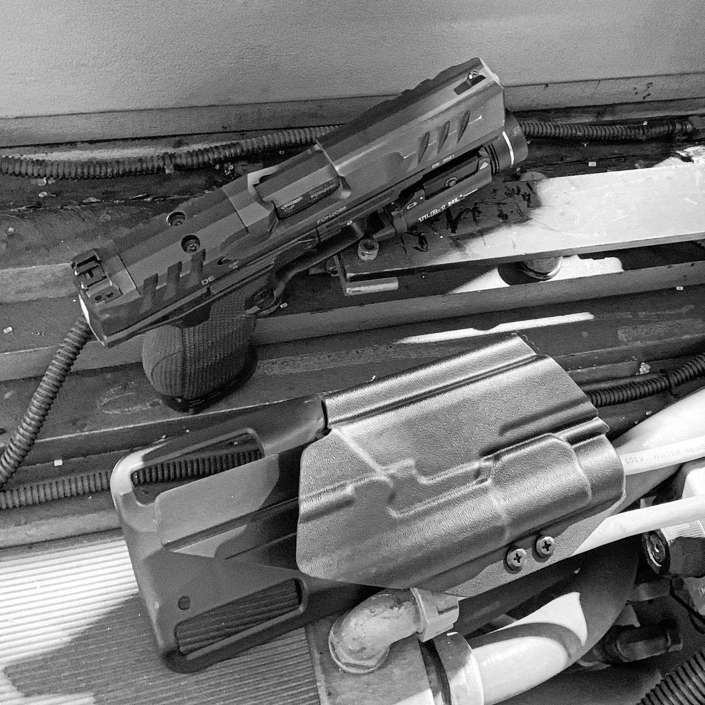 For the best OWB Walther PDP 4.5" Full-Size pistol with the Streamlight TLR-1 or TLR-1HL Duty & Competition Style Kydex Holster, shop Four Brothers Holsters.