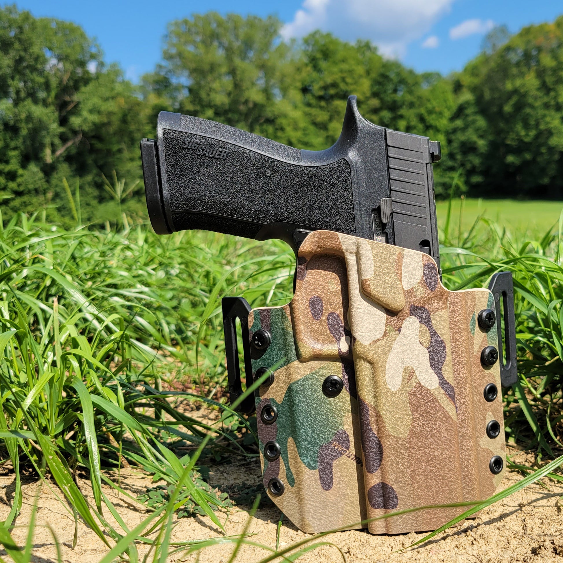 Outside Waistband Pancake Style Kydex holster designed to fit the Sig Sauer 10MM P320-XTEN. Adjustable retention, open muzzle, optic/red dot ready. Made in USA.