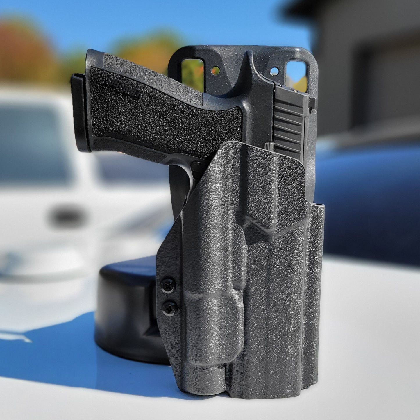 For the best, Outside Waistband OWB Sig Sauer P320-XTEN with the Streamlight TLR-1 or TLR-1 HL Duty & Competition Kydex Holster, shop Four Brothers Holsters.