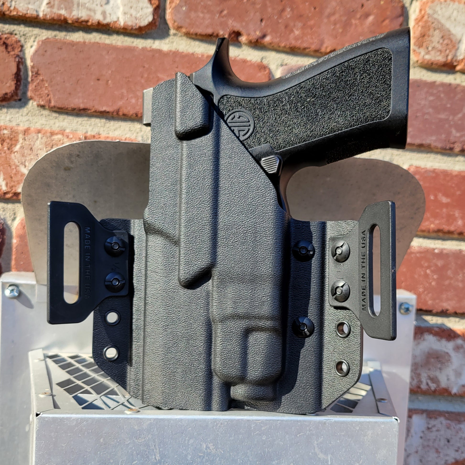 Four Brothers Outside Waistband OWB Pancake Style Kydex holster for the Sig Sauer P320 Compact, Carry & M18 with the Streamlight TLR-7X, TLR-7 X, & TLR-7