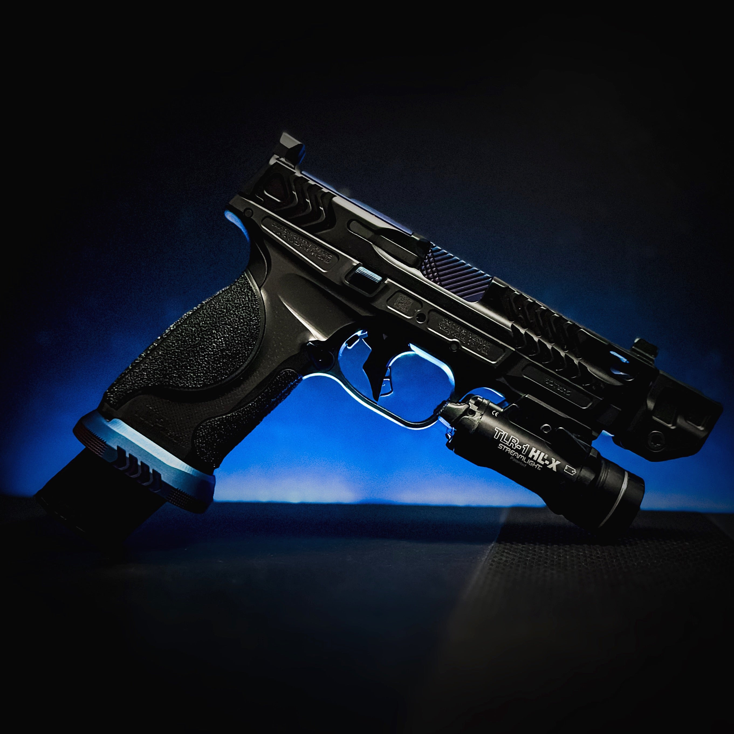 Smith & Wesson 2024 SPEC Series V M&P 9 METAL HD with Streamlight TLR-1 HL-X