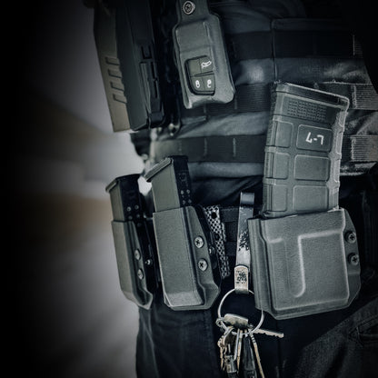 Upgrade your Molle belt with the 4BROS Molle Belt Adapter. Securely mount accessories to 1.75" wide belts while maintaining comfort and stability. Learn more!