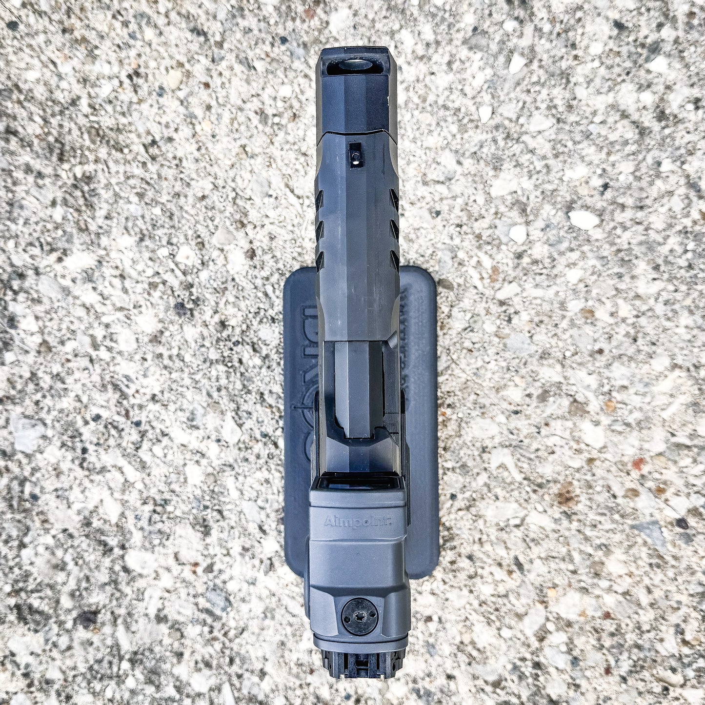 3D-printed Walther PDP pistol stand from 4BROS
