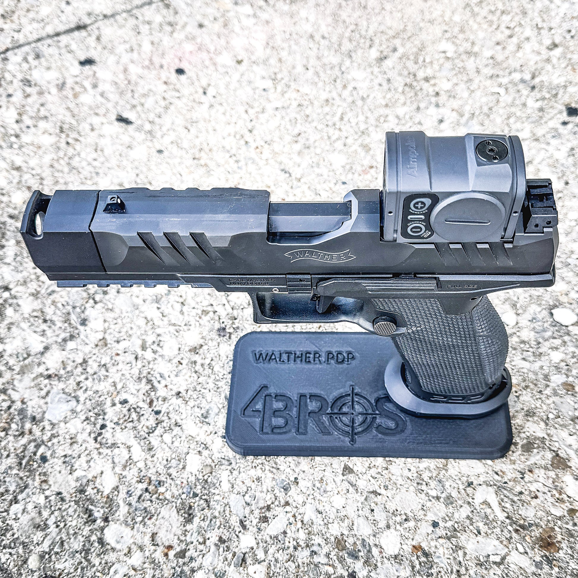 3D-printed Walther PDP pistol stand from 4BROS