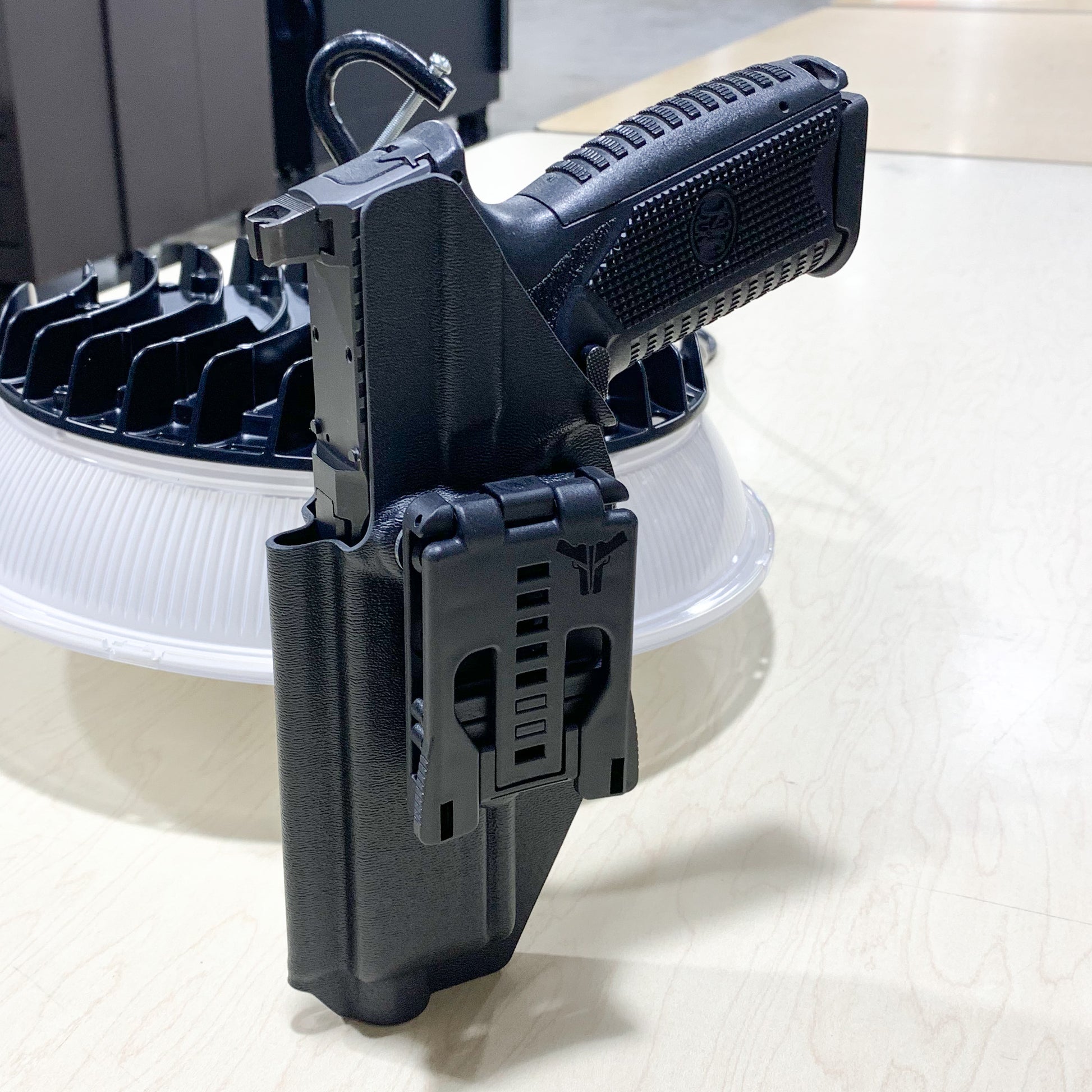 Best Outside Waistband Taco Style Holster for the FN 509 standard and 509 Tactical versions with the Apex 5.00" Slide and FN 509 LS Edge Made from .080" Thermoplastic for durability Adjustable retention High sweat guard standard, medium and low height available on request. 