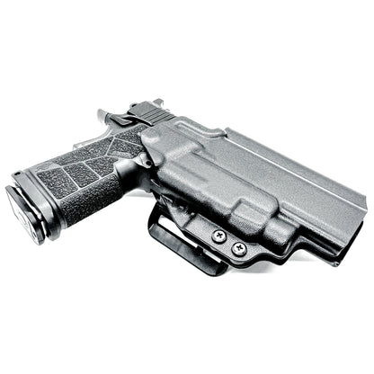 Kimber DS Warrior and Streamlight TLR-7 HL-X Outside Waistband OWB holster with adjustable retention, optic compatibility, and durable everyday carry.