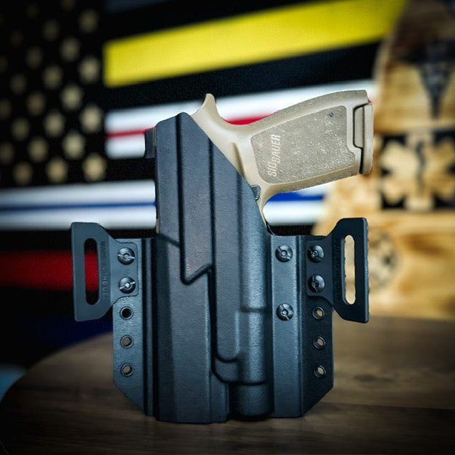 For the best OWB Outside Waistband Pancake Style holster for the Sig Sauer P320 with the Streamlight TLR-1 HL, shop Four Brothers Holsters. Adjustable cant, cleared for red dot sights and enclosed emitter optics. Short, fast shipping with 24-hour lead times.