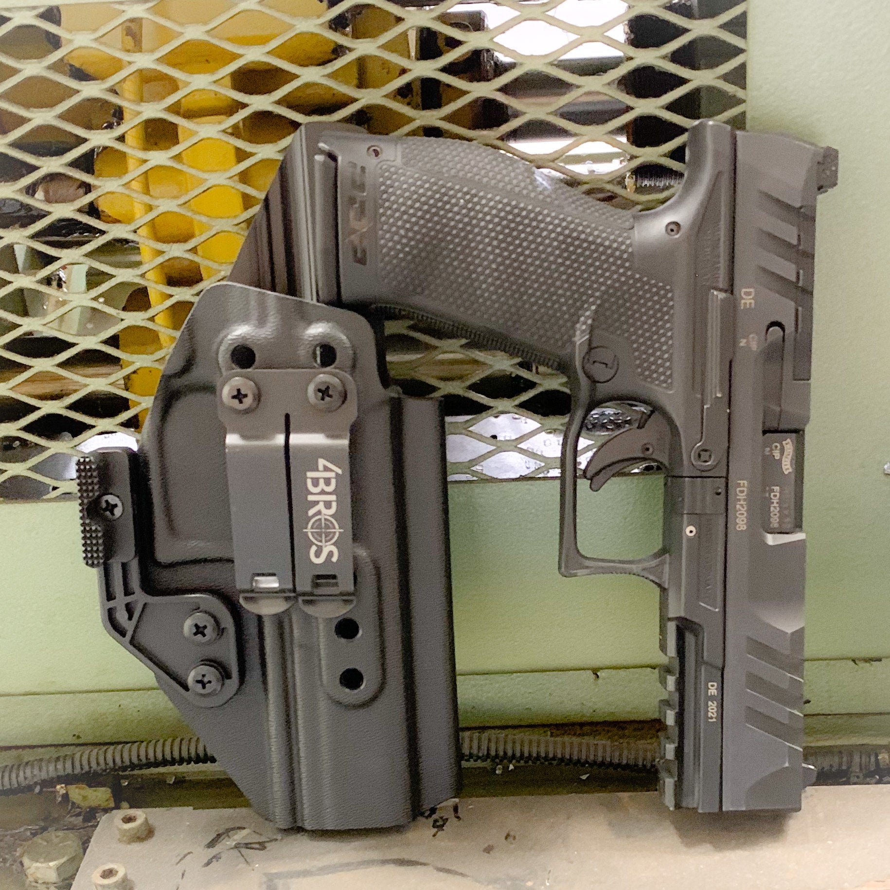 For the best concealed carry Inside Waistband IWB AIWB Holster designed to fit the Walther PDP Pro SD 4.6" pistol  shop Four Brothers Holsters. Profile is cut to allow red dot sights to be mounted on the pistol. Full sweat guard, adjustable retention and open muzzle for threaded barrels and compensators. PDP, Pro SD