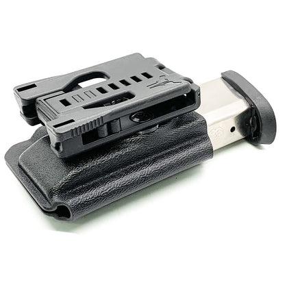 For the Best OWB Outside Waistband Kydex Magazine Pouch designed to fit the Smith & Wesson M&P 2.0 10mm Magazine, shop Four Brothers Holsters. Suitable for belt widths of 1 1/2", 1 3/4". 2" & 2 1/2" Adjustable retention and cant outside waist carrier holster. Will allow bullets forward & bullets back orientation.