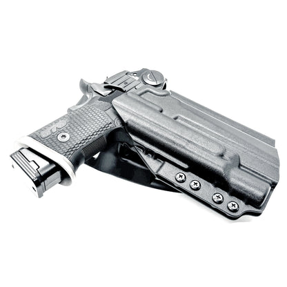 Sig Sauer P211 GTO duty & competition holster with Surefire X300U-A/B. Precision-molded .093" for secure retention and smooth draws. Made in the USA.