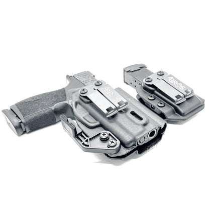 Sig P365-XMACRO Gas Pedal IWB RH Holster with Magazine Carrier Combo in black