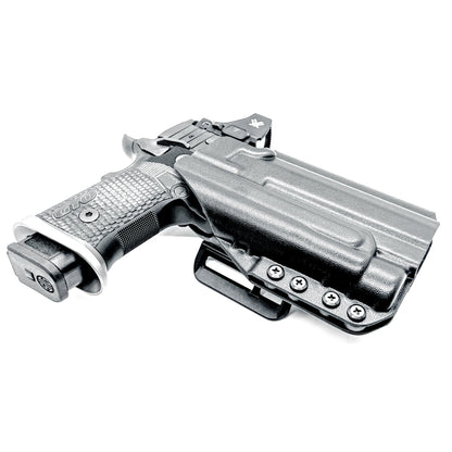 OWB holster for the Sig Sauer P211 GTO and Streamlight TLR-1 HL-X or TLR-1 HL-X USB for Outside Waistband carry. Optics-ready and adjustable retention.
