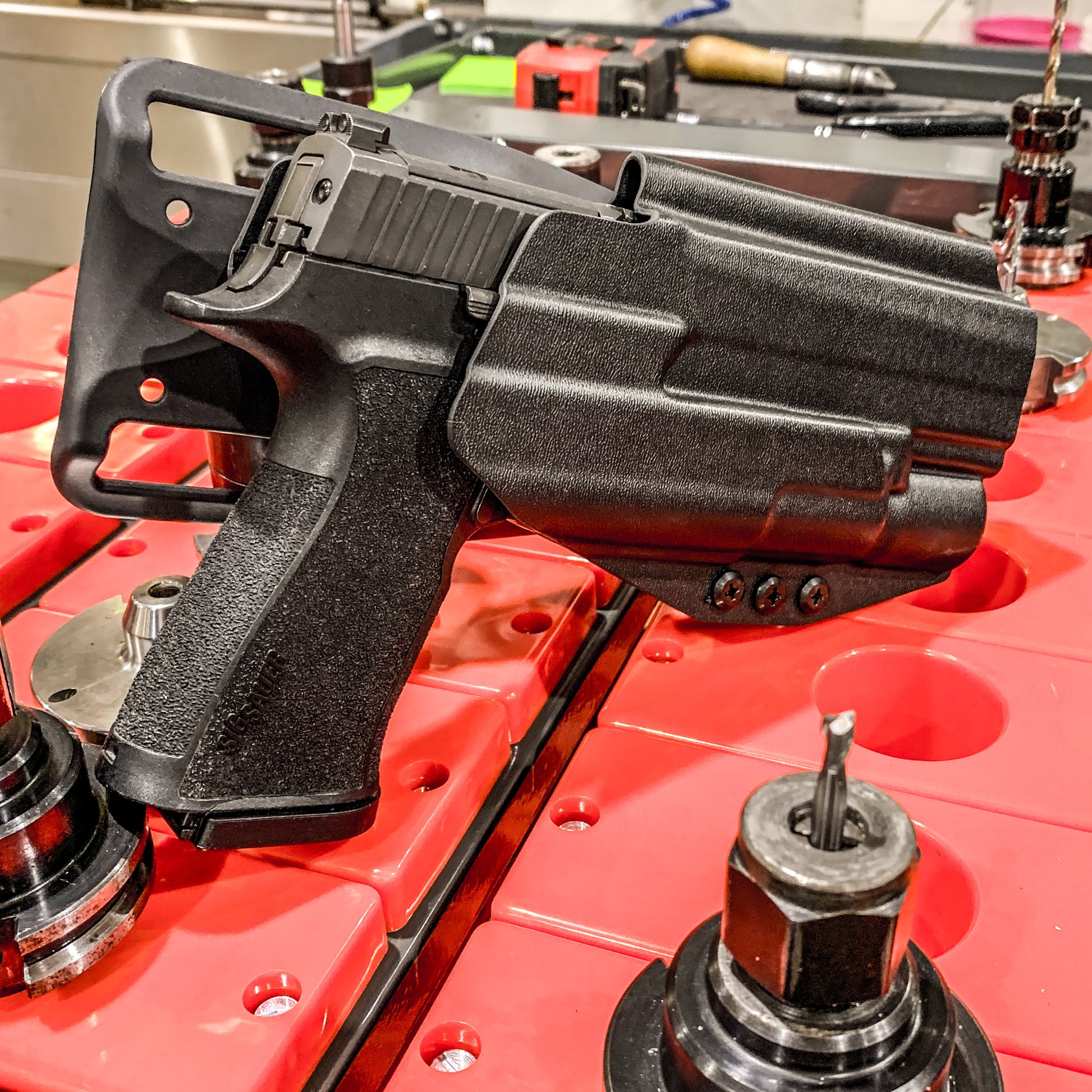 For the best, Outside Waistband OWB Sig Sauer 10MM P320-XTEN & Surefire X-300U A or B Duty & Competition Style Kydex Holster, shop Four Brothers Holsters. 