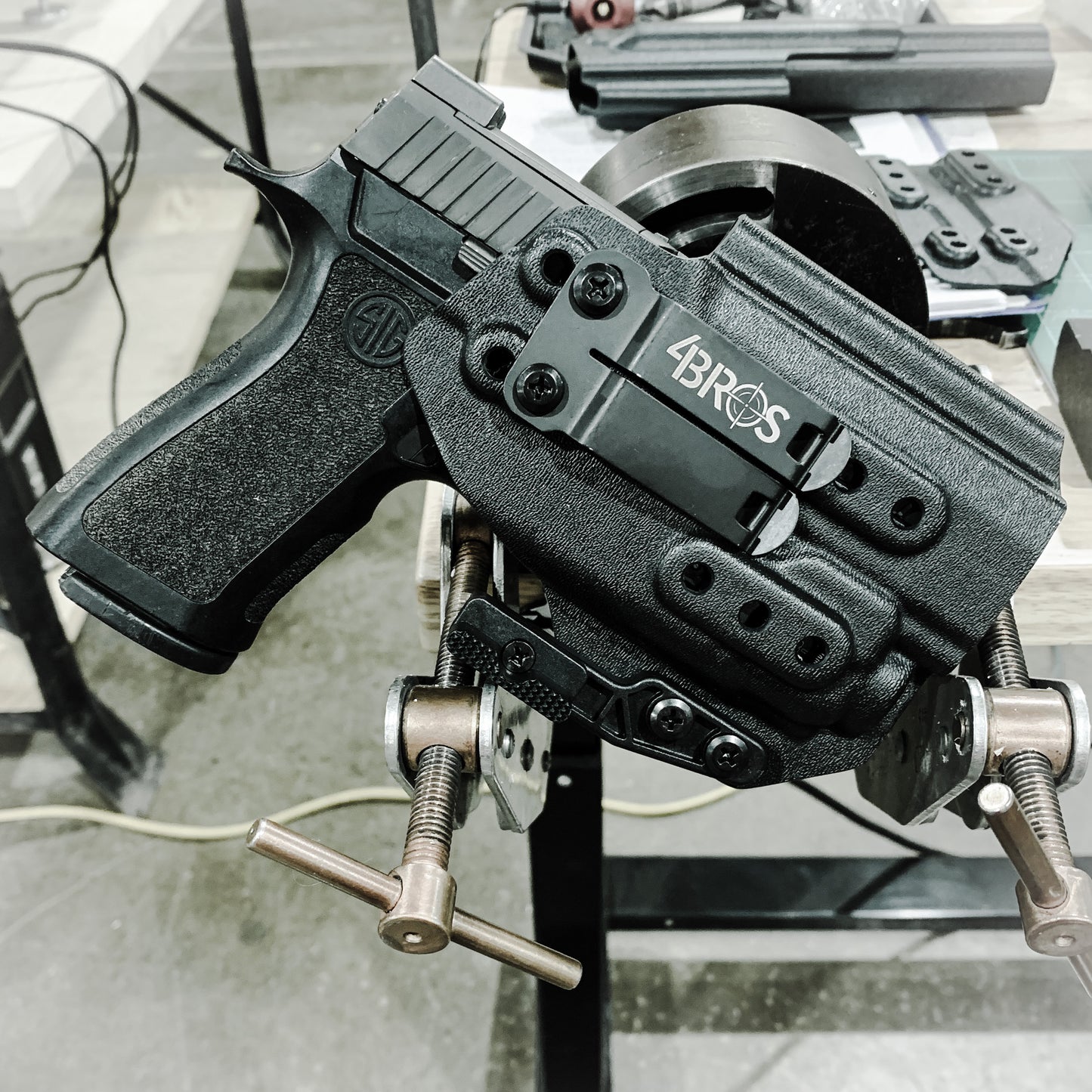 For the best IWB Kydex Inside Waistband Holster for the Sig Sauer P320 Compact, Carry and M18 & Streamlight TLR-8 or TLR-8A shop Four Brothers 4BROS Holsters. 