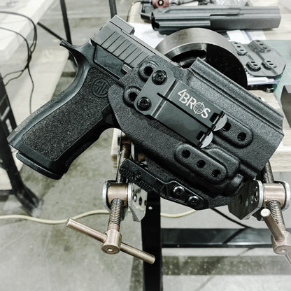 For the best IWB Kydex Inside Waistband Holster for the Sig Sauer P320 Compact, Carry and M18 & Streamlight TLR-8 or TLR-8A shop Four Brothers 4BROS Holsters. 