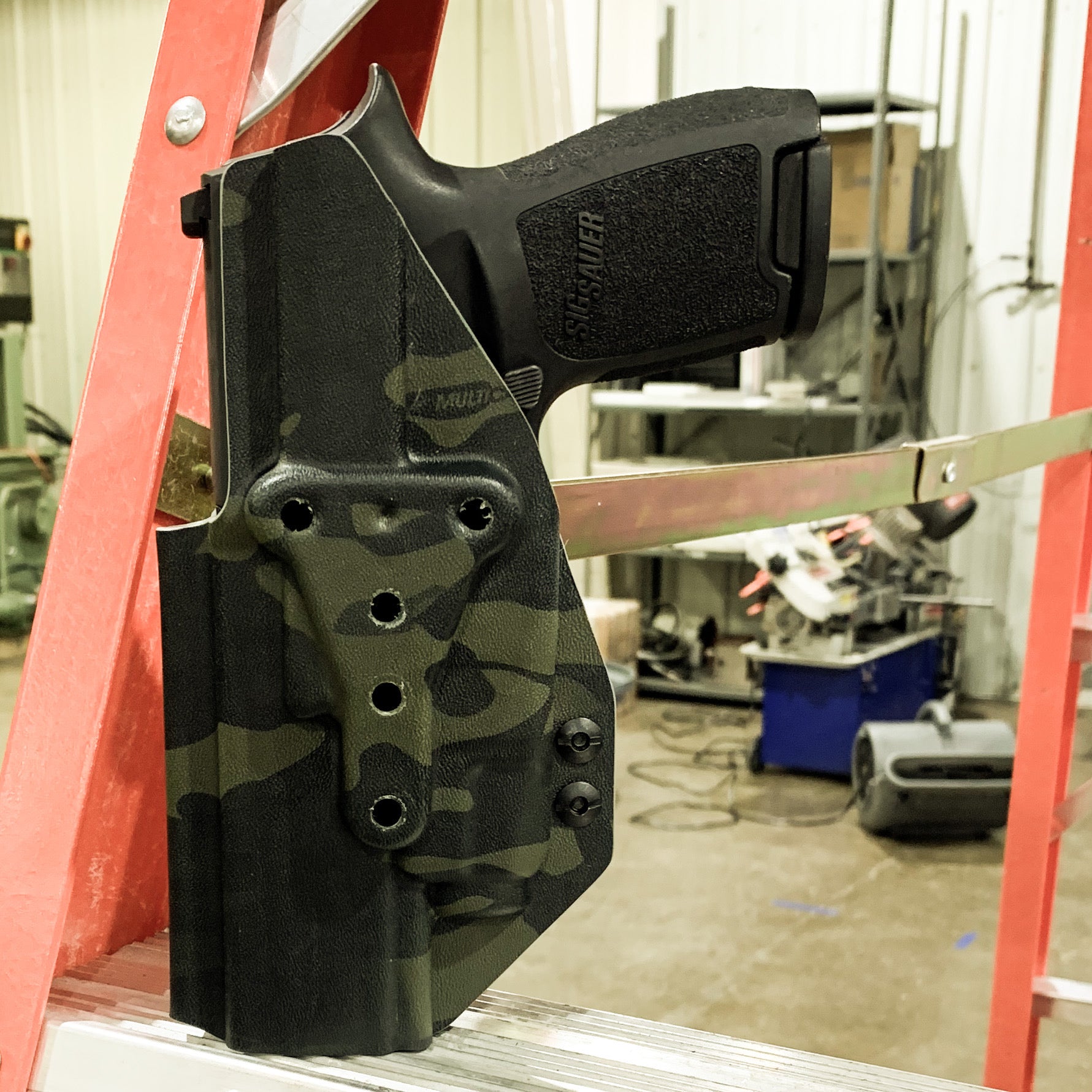 For the best Outside Waistband OWB Holster for the Sig Sauer P320 Full Size, X5 and M17 & Streamlight TLR-7 X or A & Gas Pedal, shop Four Brothers Holsters. 