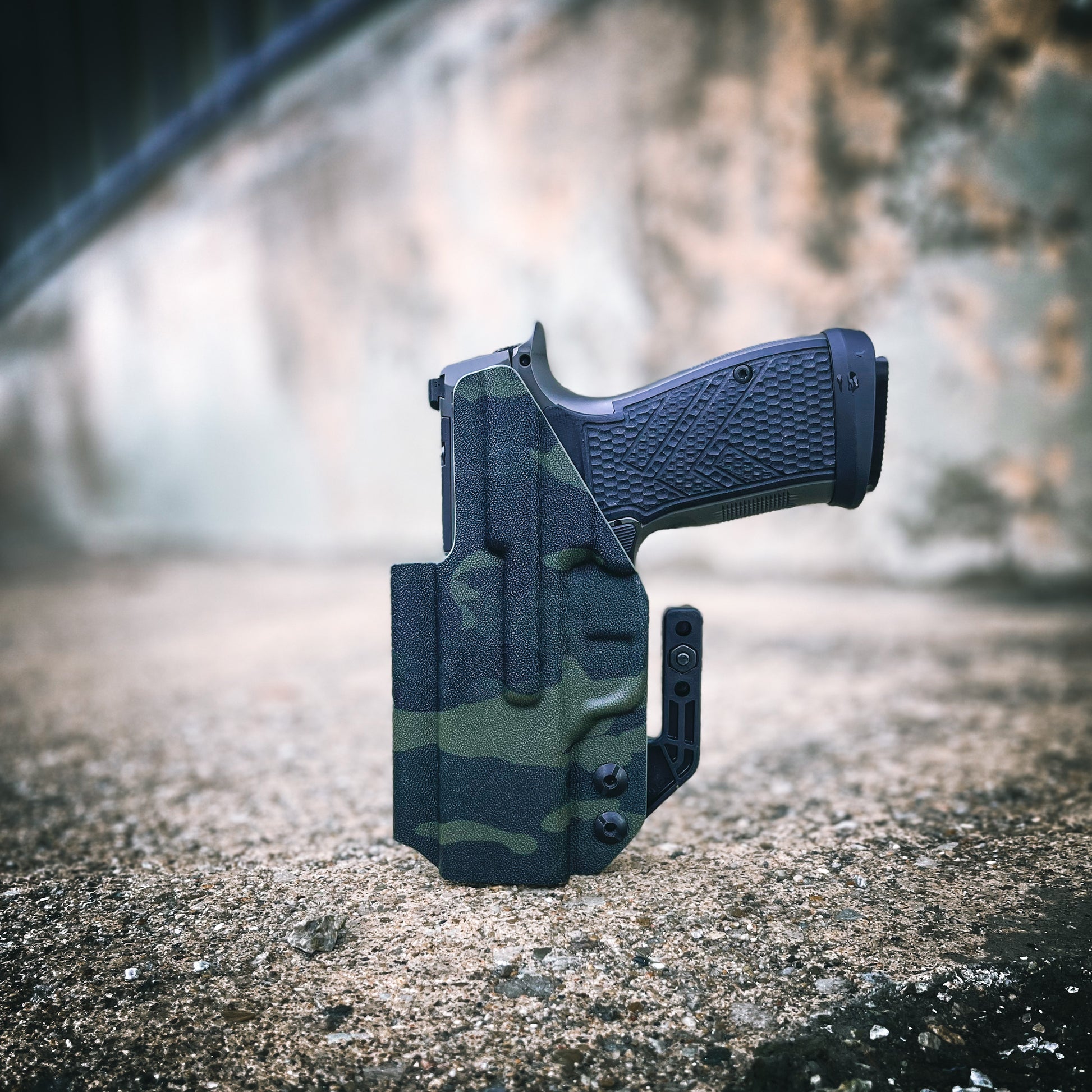 For the best Inside Waistband IWB AIWB Kydex Holster for the Sig Sauer P365-AXG LEGION handgun, shop Four Brothers 4BROS Holsters.  Proudly made in the USA.