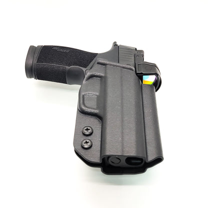 For the best Outside Waistband OWB Holster for the Sig Sauer P365-XMACRO COMP ROMEOZERO ELITE, P365-XMACRO COMP, and P365-XMACRO shop Four Brothers Holsters. 