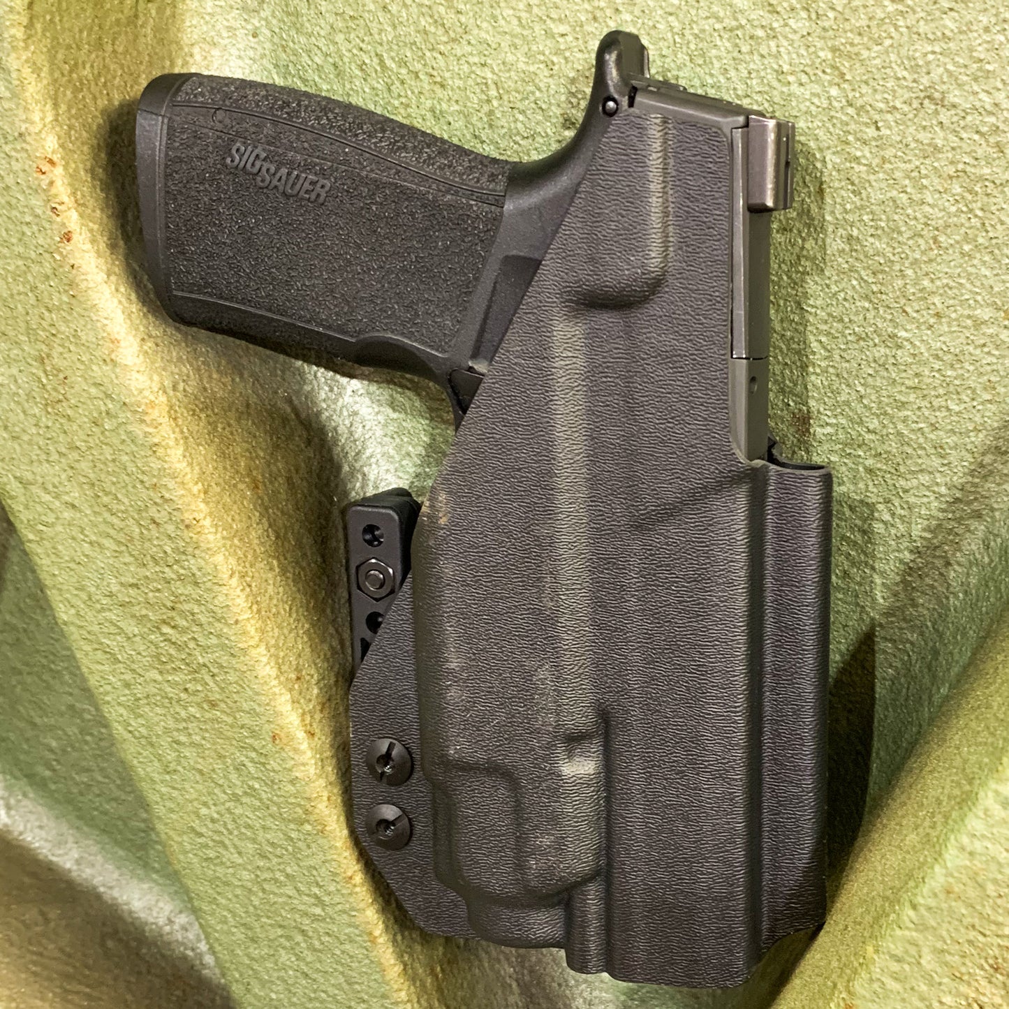 For the best IWB AIWB Inside Waistband Kydex Holster for the Sig Sauer P365-XMACRO with Streamlight TLR-8 Sub or TLR-8 G sub shop Four Brothers 4BROS Holsters.