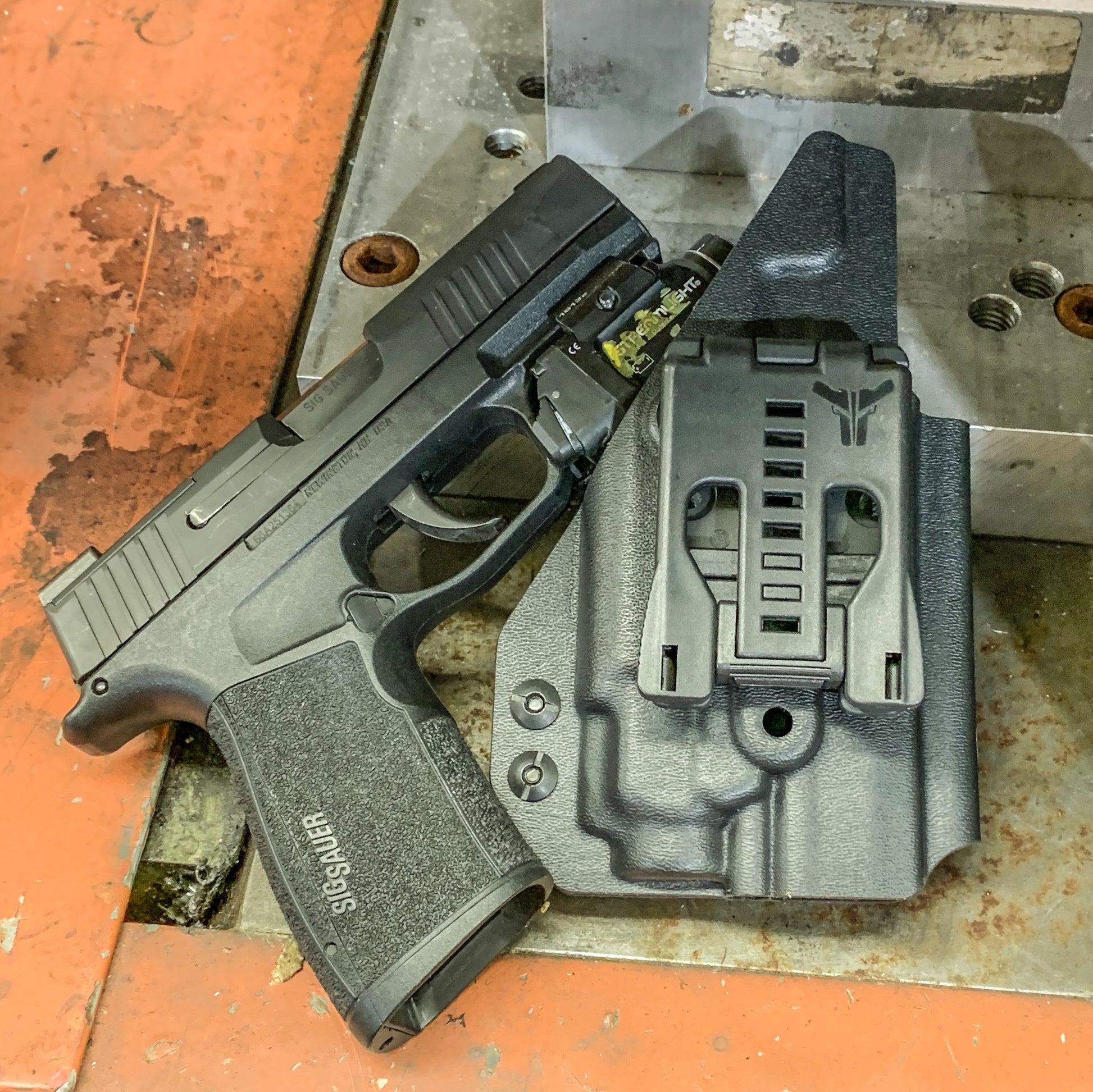 For the best Outside Waistband OWB Kydex Holster for the Sig Sauer P365-XMACRO with Streamlight TLR-8 Sub or TLR-8 G Sub, shop Four Brothers 4BROS Holsters.  