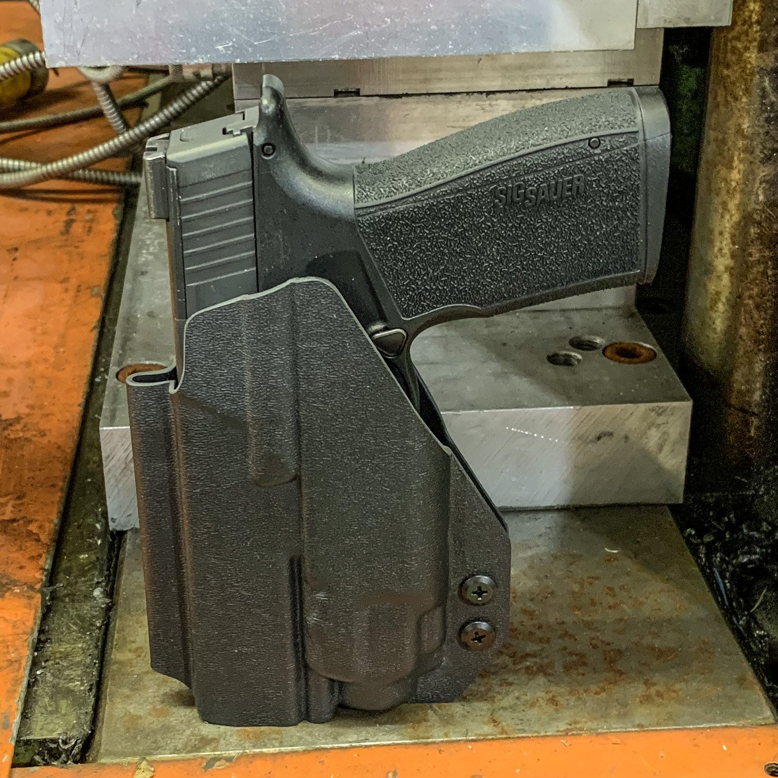 For the best Outside Waistband OWB Kydex Holster for the Sig Sauer P365-XMACRO with Streamlight TLR-8 Sub or TLR-8 G Sub, shop Four Brothers 4BROS Holsters.  