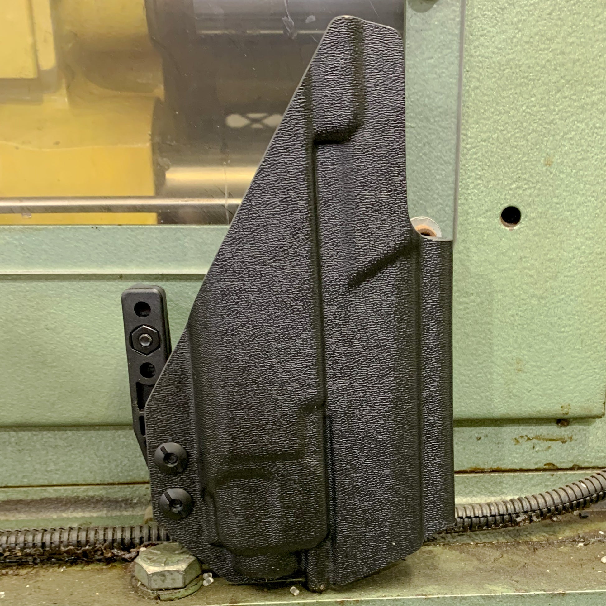 For the best IWB Kydex Inside Waistband Holster for the Sig Sauer P365-XMACRO, COMP, or TACOPS & Streamlight TLR-8 A G, shop Four Brothers 4BROS Holsters.  