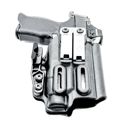 IWB holster for Sig Sauer P365, P365X, P365XL with Icarus EVO grip and Streamlight TLR-7 HL-X. Optics-ready, adjustable retention, precision-molded, made in USA