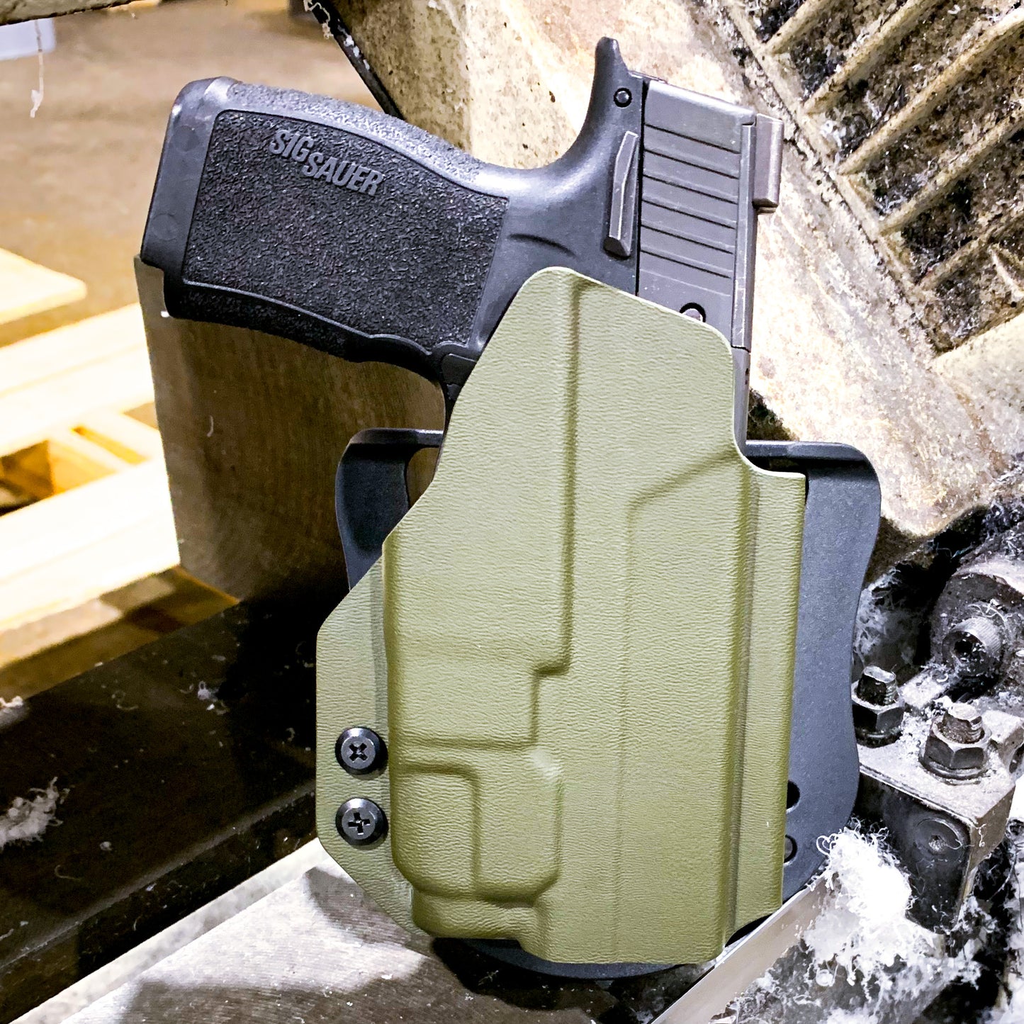 For the best OWB holster for the Sig Sauer P365 or P365XL pistol & Pro Ledge Tactical Application Rail & Streamlight TLR-7 X or A, shop Four Brothers Holsters. 