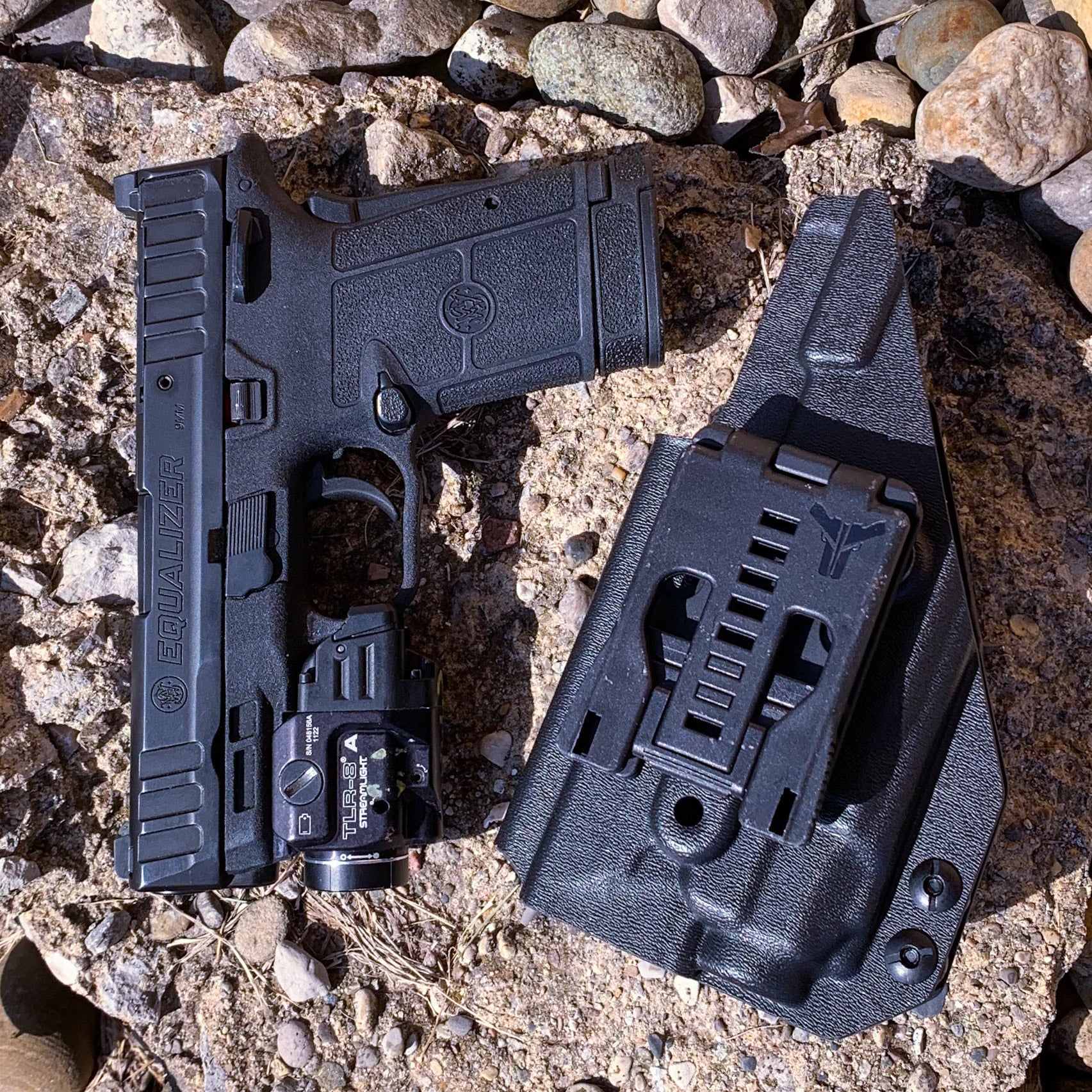 For the best Outside Waistband OWB Holster for the Smith & Wesson EQUALIZER handgun with the Streamlight TLR-8 or TLR-8A shop Four Brothers 4BROS Holsters. 