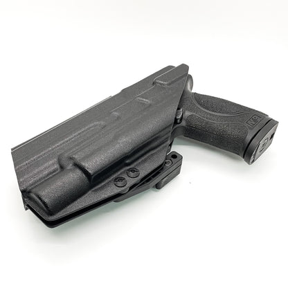 For the best IWB Holster for the Smith & Wesson M&P 10MM M2.0 4" or 4.6" with thumb safety & Surefire X300U-A or B, X-300T-A or B shop Four Brothers Holsters.