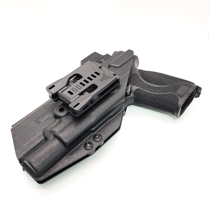 For the best OWB Holster for the Smith & Wesson M&P 10MM M2.0 4" or 4.6" pistol with thumb safety & Surefire X300U-A or B, X300T-A shop Four Brothers Holsters.