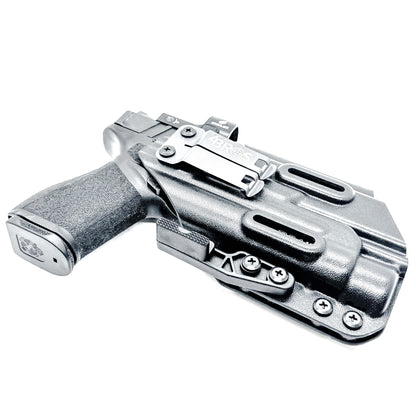 Springfield Echelon 4.0C IWB holster with Streamlight TLR-1 HL, black Kydex construction with DCC Monoblock and modwing.