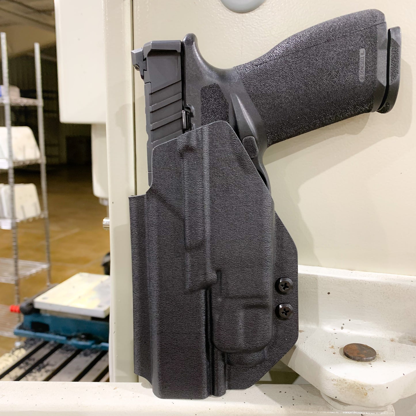For the best Outside Waistband OWB Holster for the Springfield Armory Echelon & Streamlight TLR-7X, TLR-7 X, & TLR-7 A, shop Four Brothers 4BROS holsters. 