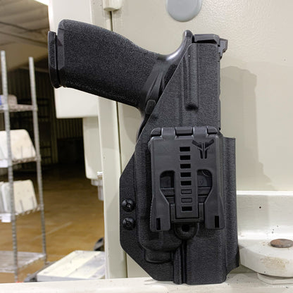 For the best Outside Waistband OWB Holster for the Springfield Armory Echelon & Streamlight TLR-7X, TLR-7 X, & TLR-7 A, shop Four Brothers 4BROS holsters. 