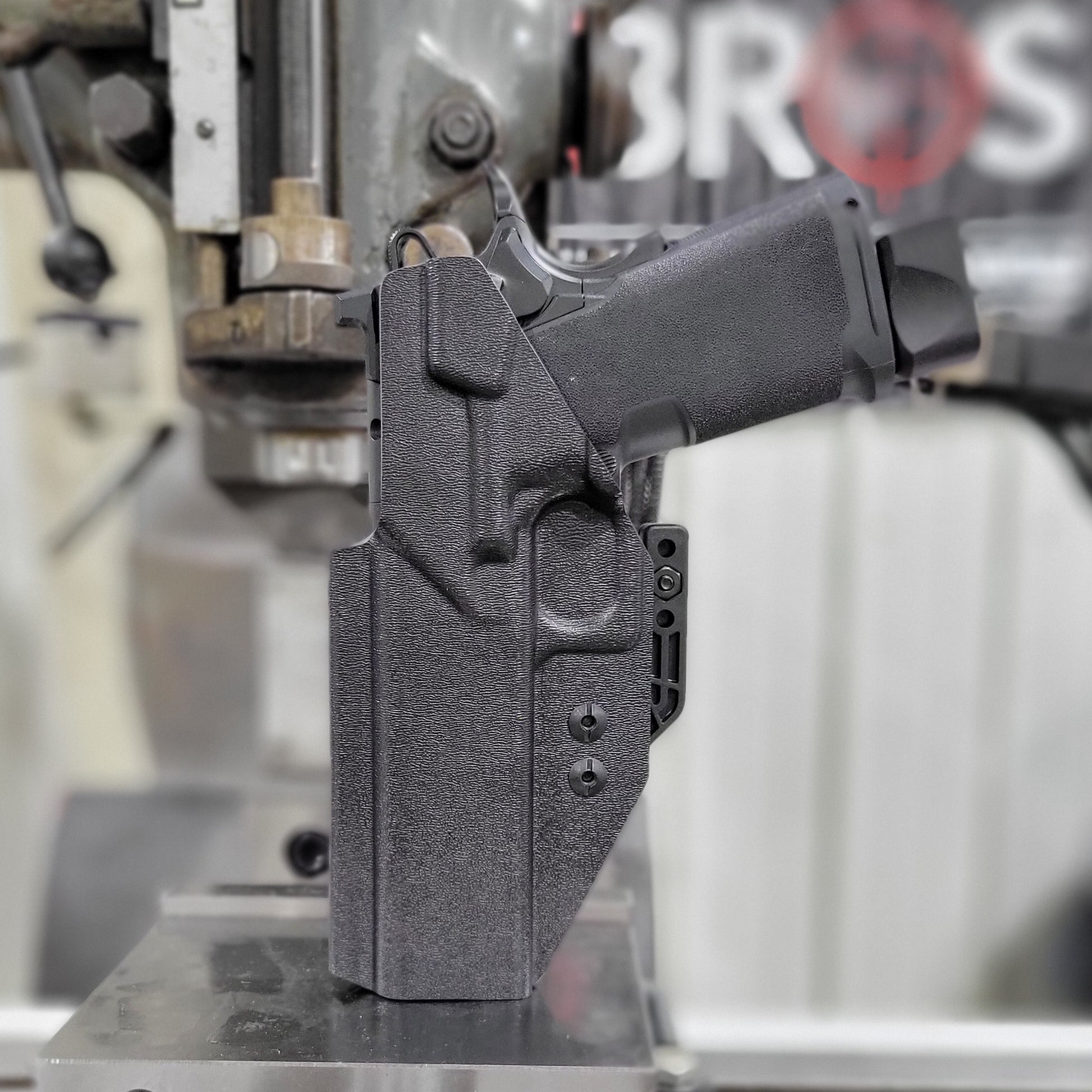 For the best Inside Waistband IWB AIWB Appendix Kydex Holster designed to fit the Springfield Armory 1911 DS Prodigy 5" & 4.25" with a red dot sight mounted to the pistol, shop to Four Brothers Holsters.  Full sweat guard, adjustable retention, minimal material, & smooth for reduced printing. Proudly made in the USA 