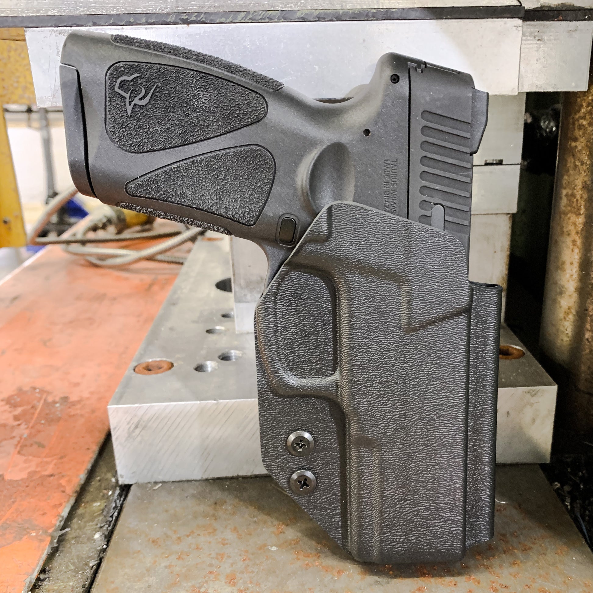 For the best, most comfortable, OWB, Kydex Outside Waistband Holster Designed to fit the Taurus G3 pistol, shop Four Brothers 4BROS holsters. Adjustable retention, high sweat guard, smooth edges, and minimal material for improved comfort and concealment. Made in the USA 