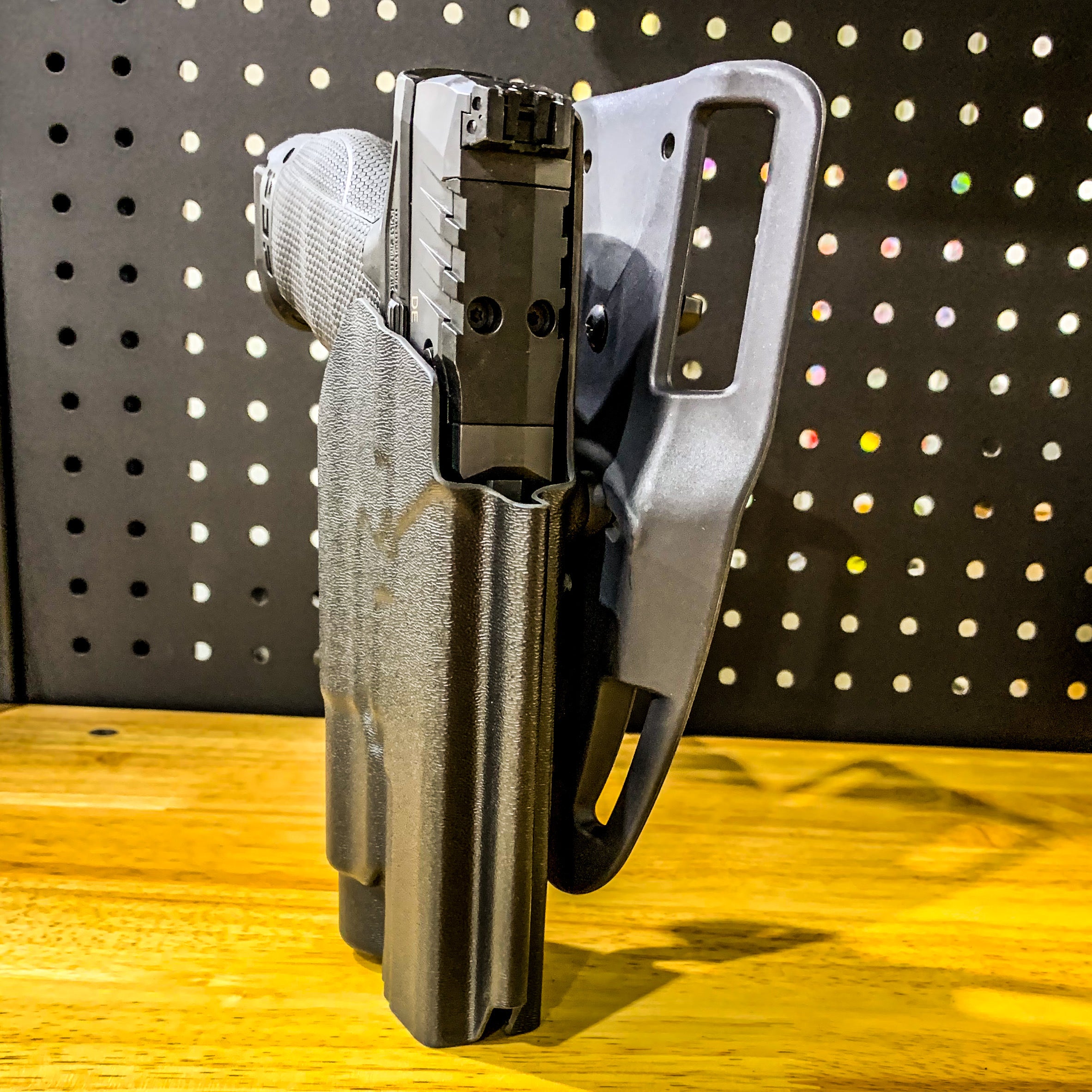 For the best Outside Waistband Duty & Competition Kydex Holster designed to fit the Walther PDP  5" Full-Size or PDP Pro SD 5.1" pistol with the Streamlight TLR-1HL or TLR-1, shop Four Brothers Holsters. Cut for red dot sights, full sweat guard, adjustable retention & open muzzle for threaded barrels & compensators. 