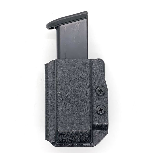 For the best, most comfortable, and rugged Kydex OWB Outside Waistband magazine carrier or pouch for 9mm & 40 Walther PDP shop Four Brothers 4BROS Holsters. 